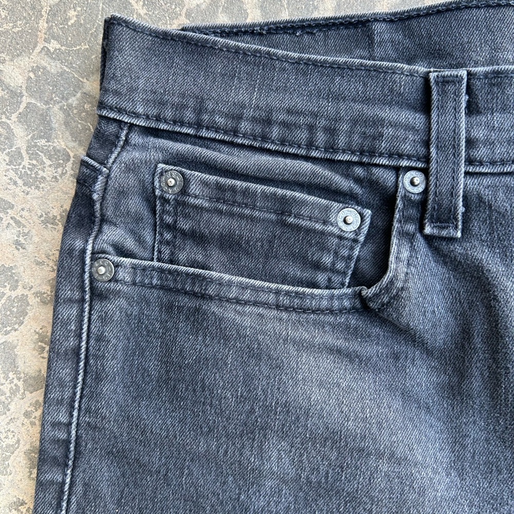 502 Levi jeans - Picture 5 of 9